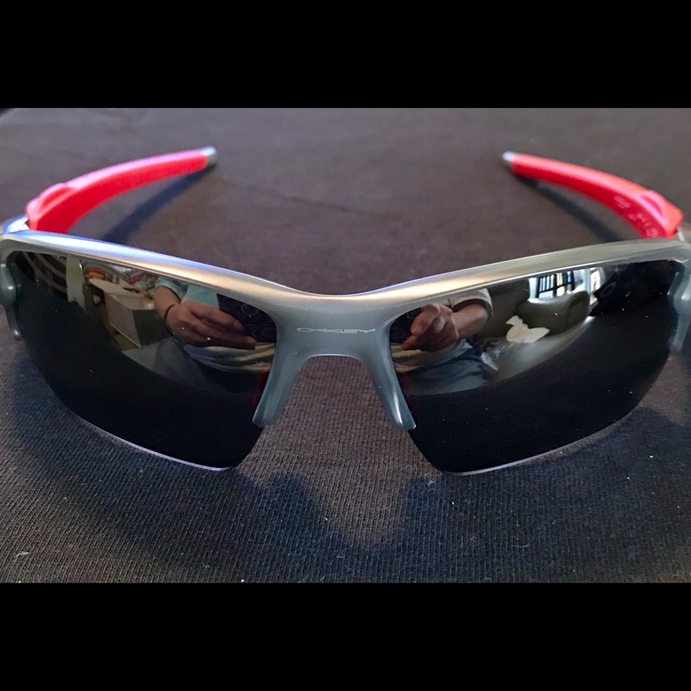 Oakley Flak 2.0 Red/gray w/black iridium lens58-12